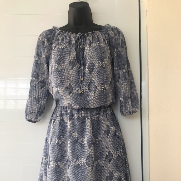 Blue animal print Dress - Picture 2 of 3